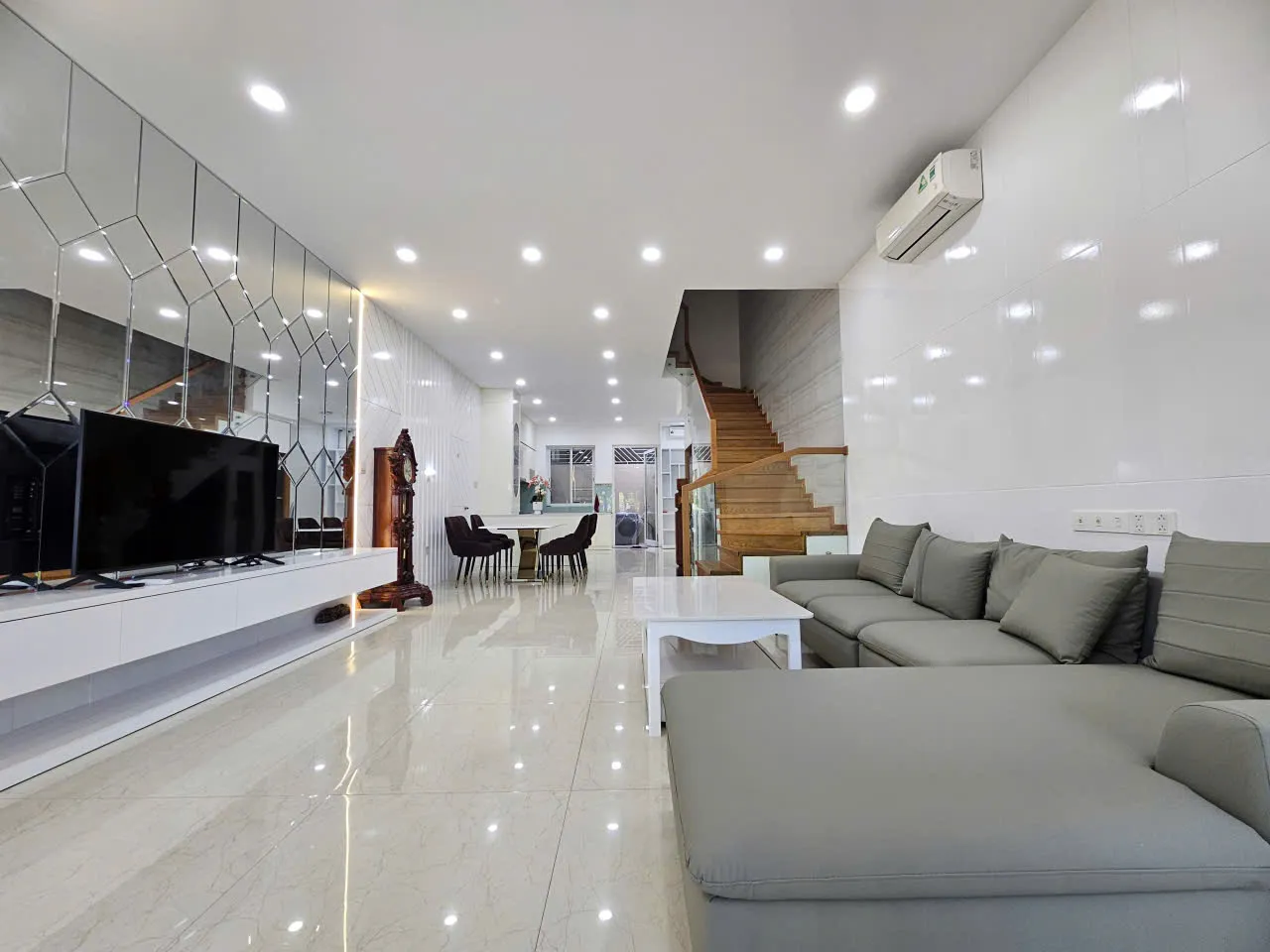 💥Cho thuê nhà nguyên căn Mỹ Gia Gói 8 gần hồ bơi💥