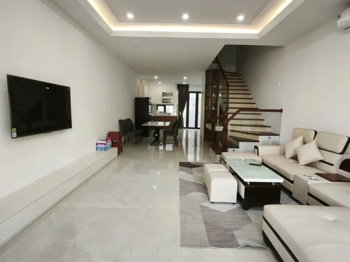 Cho thuê nhà nguyên căn Mỹ Gia Gói 8 gần hồ bơi