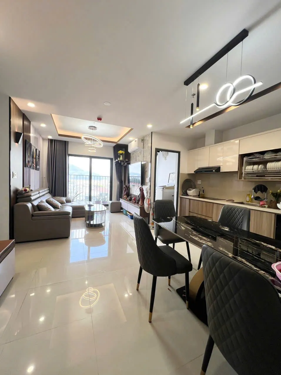 Cho thuê chung cư CT9 Vĩnh Điềm Trung